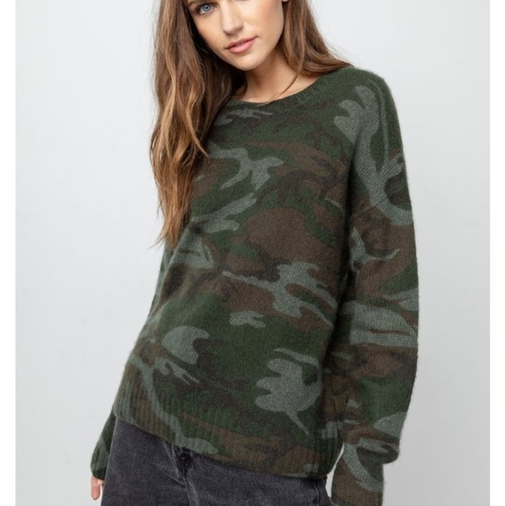 Rails Perci Sweater In Jungle Camo Size Medium